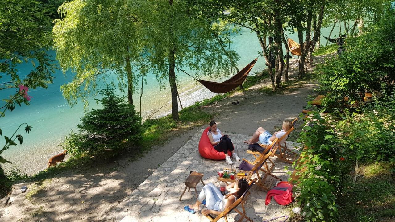 Rafting Camp Encijan Hotel Foca Eksteriør billede