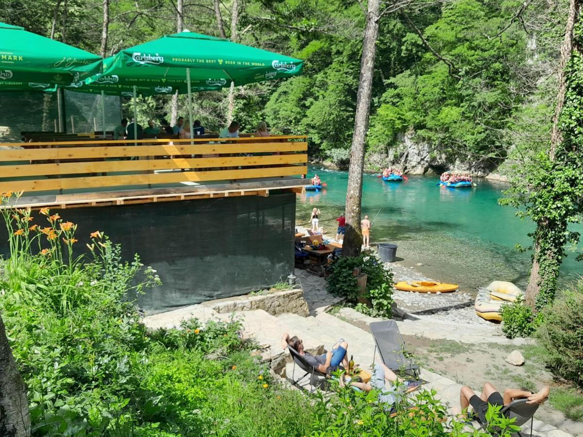 Rafting Camp Encijan Hotel Foca Eksteriør billede