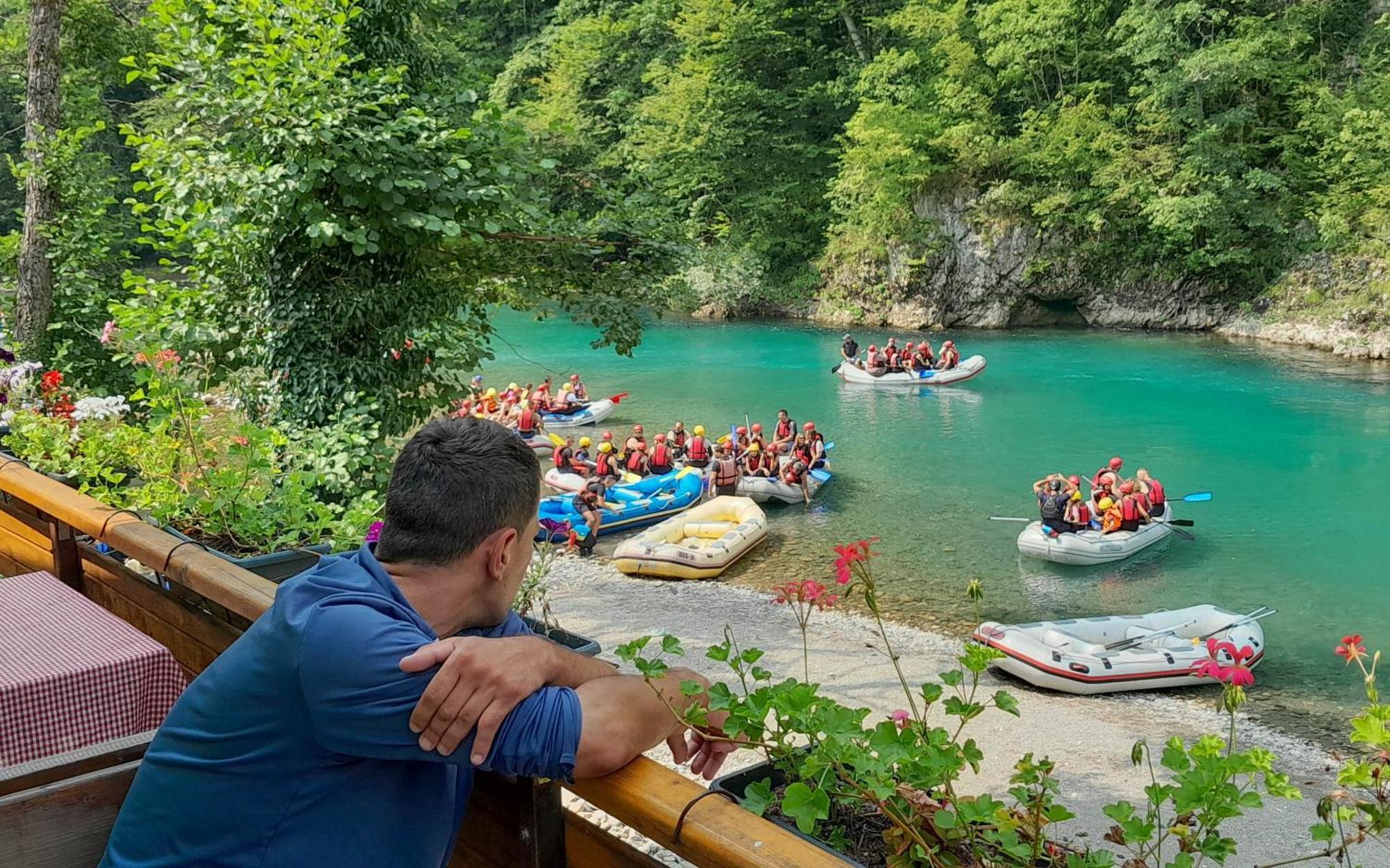 Rafting Camp Encijan Hotel Foca Eksteriør billede