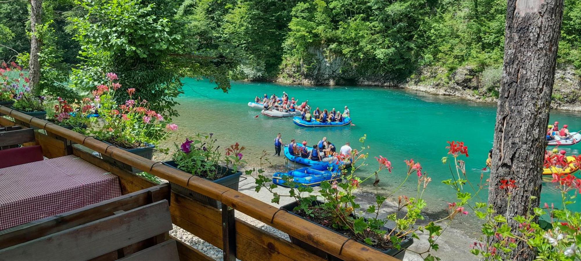 Rafting Camp Encijan Hotel Foca Eksteriør billede